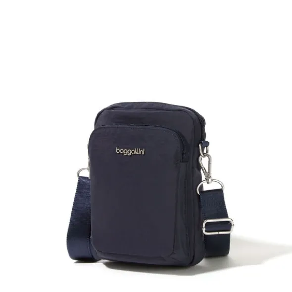 Modern Everywhere Explorer Crossbody