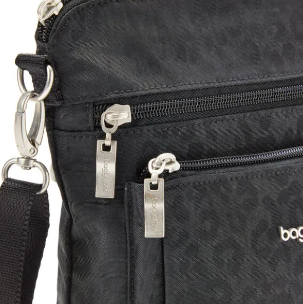 Modern Pocket Crossbody